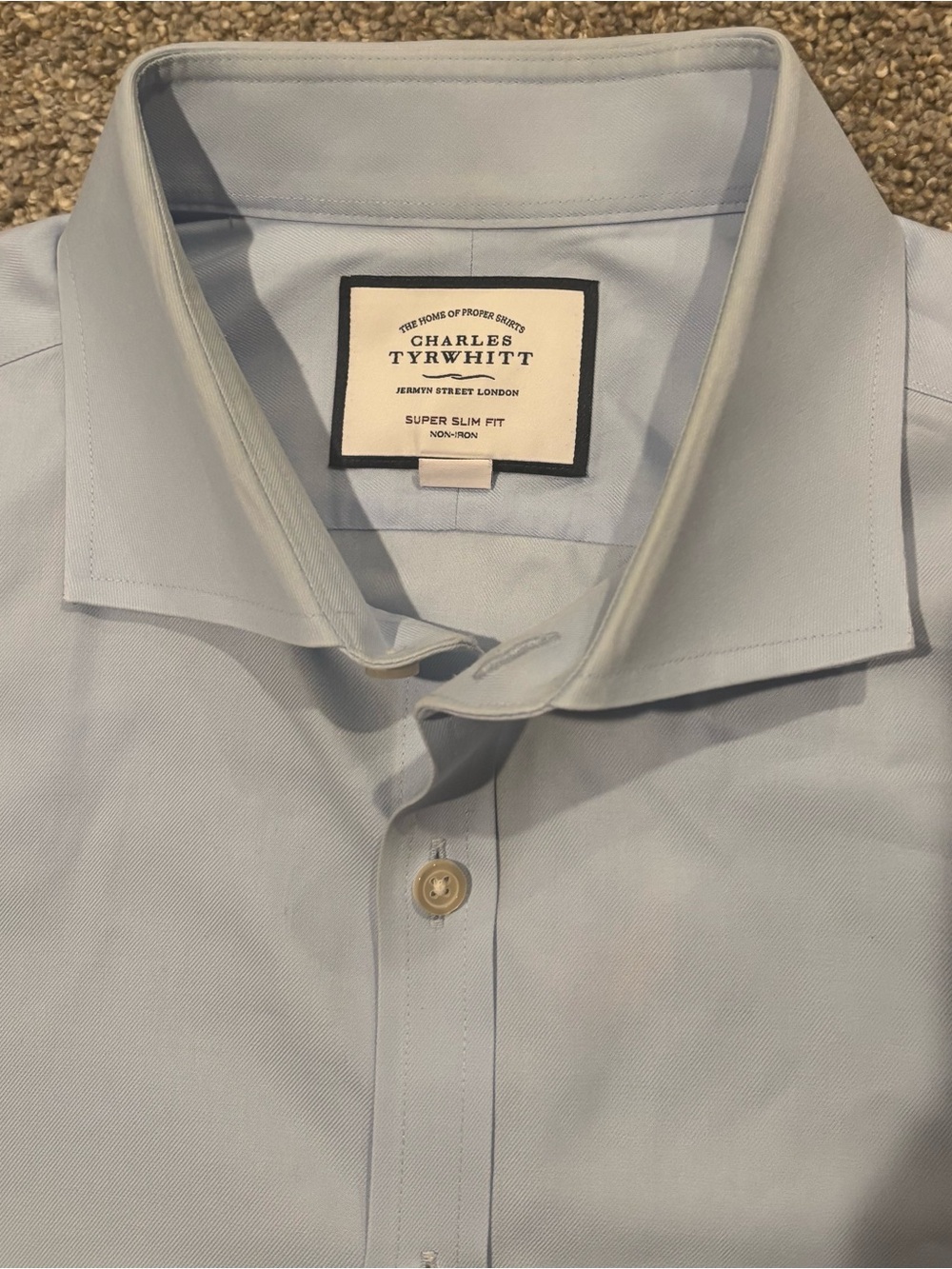 Charles Tyrwhitt Men's Dress Shirt Super Slim Non-Iron Light Blue 17/35 Cotton